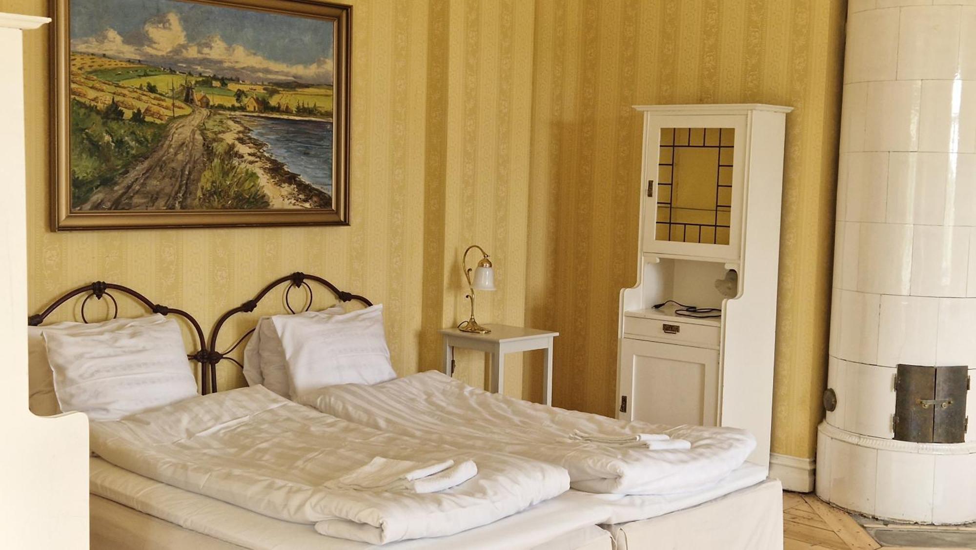 Naeaes Slott Guest House Floda  Exterior foto